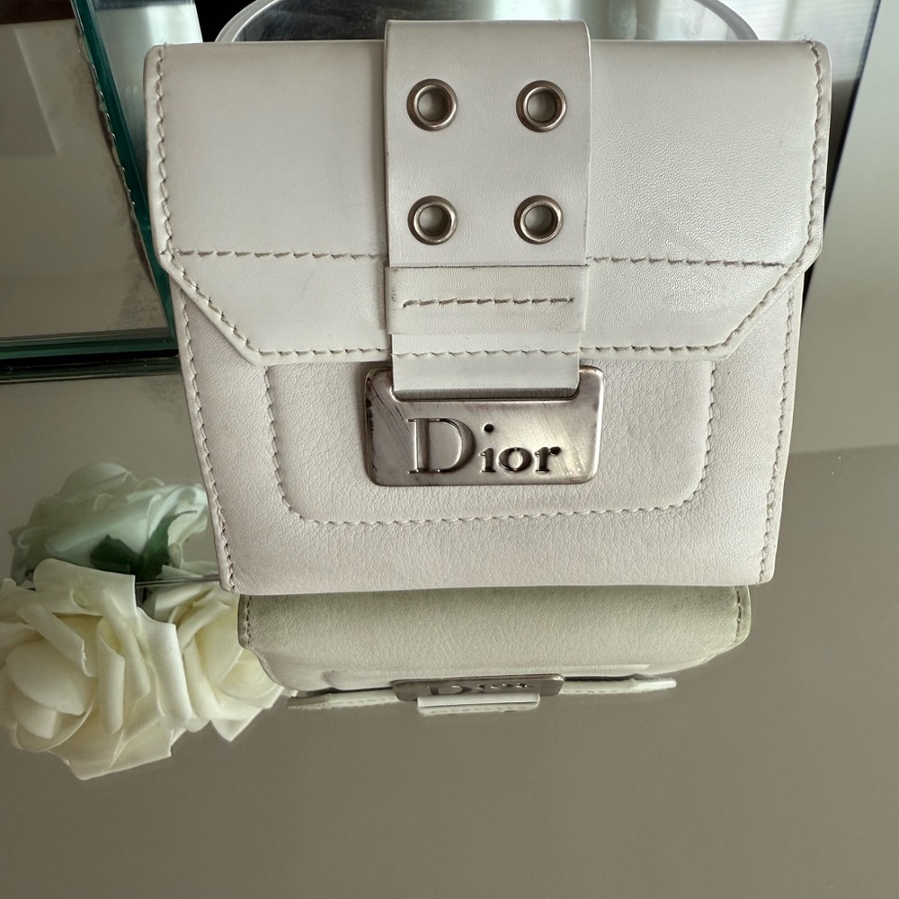 Christian Dior White Leather Wallet with Logo Plate